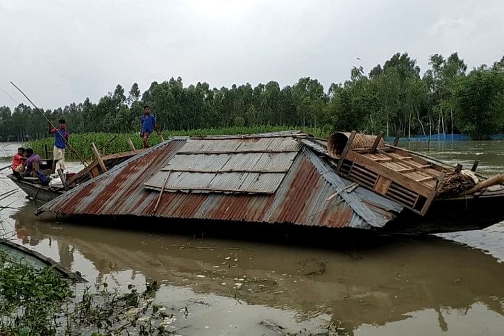 Lalmonirhat flood victims Lalmonirhat flood victims