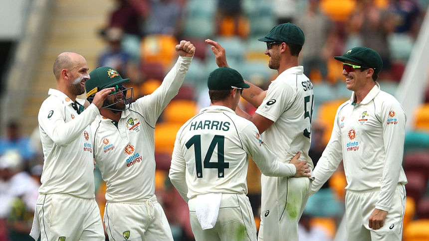 lyon starc lyon starc