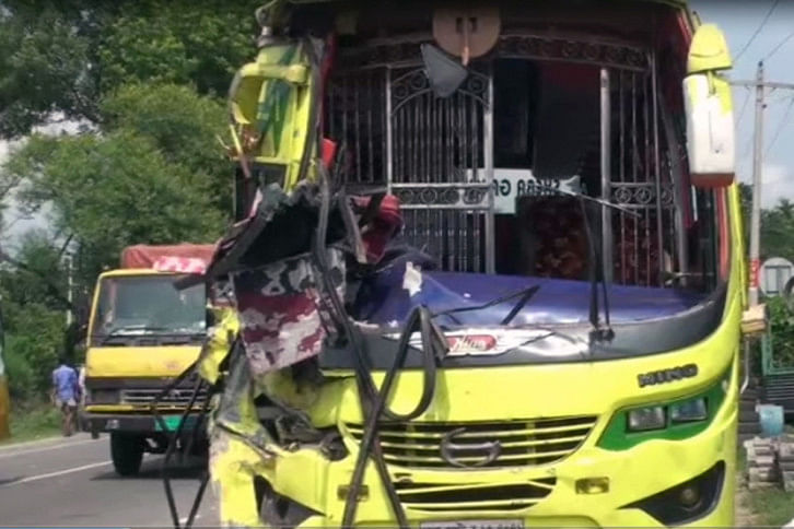 Manikganj road accident Manikganj road accident