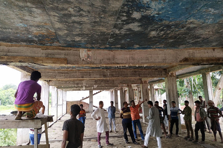 Manikganj school building Manikganj school building