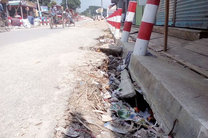Munshiganj Approach Road Munshiganj Approach Road