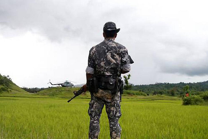 myanmar army on border myanmar army on border