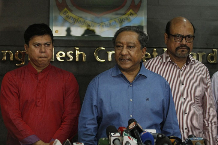 বিসিবি প্রধান নাজমুল হাসান পাপন বিসিবি প্রধান নাজমুল হাসান পাপন