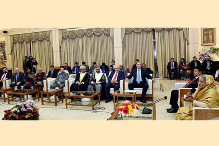 PM and OIC envoys PM and OIC envoys