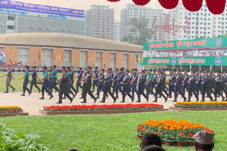 Police-1.jpg Police-1.jpg