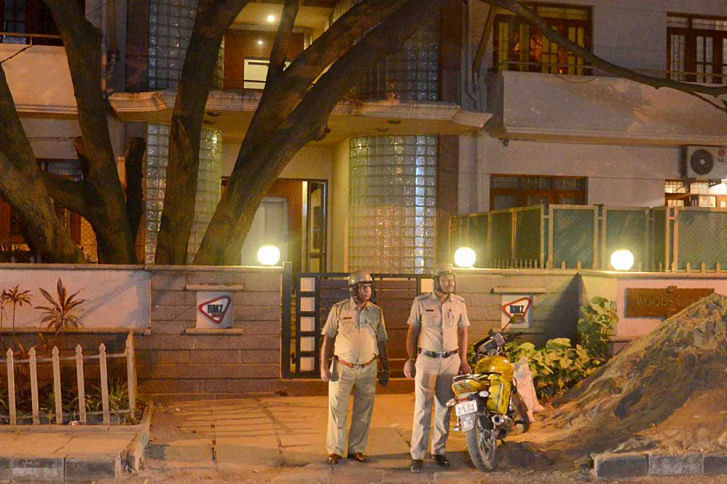 Police in front of Padukones house Police in front of Padukones house