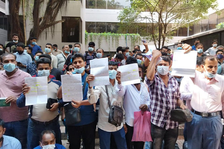 Saudi workers.jpg Saudi workers.jpg