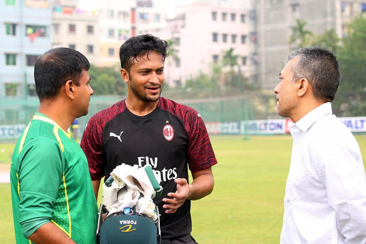 Shakib Al Hasan & Dr. Debashis Shakib Al Hasan & Dr. Debashis