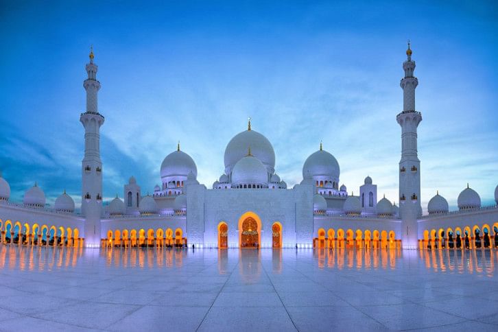 Sheikh-Zayed-Mosque-1.jpg Sheikh-Zayed-Mosque-1.jpg