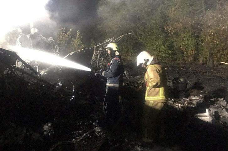 UKRAINE-CRASH.jpg UKRAINE-CRASH.jpg