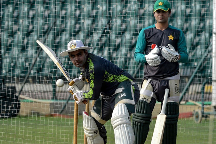 umar akmal umar akmal