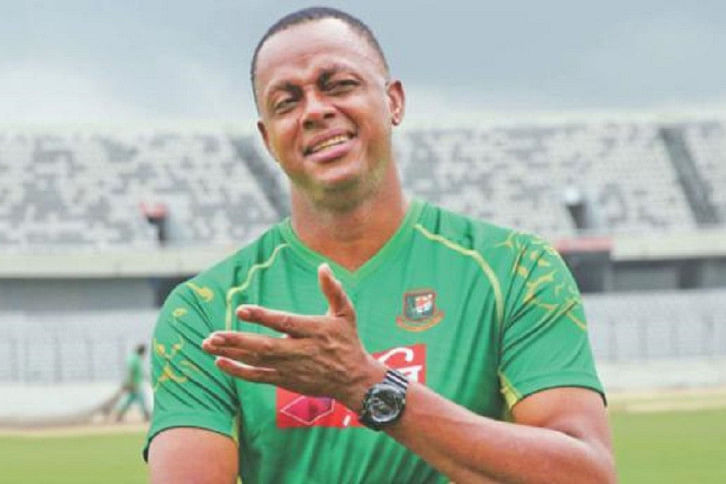 ক্যারিবিয়ান পেসার কোর্টনি ওয়ালশ ক্যারিবিয়ান পেসার কোর্টনি ওয়ালশ