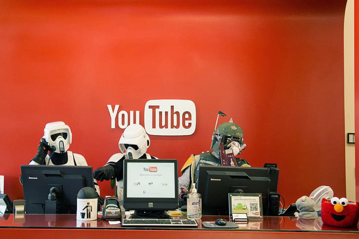 YouTube YouTube