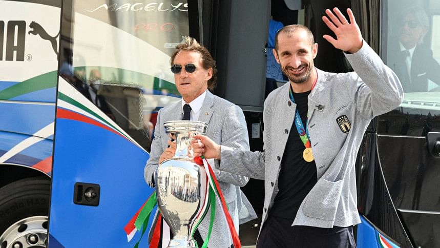 chiellini_and_mancini chiellini_and_mancini