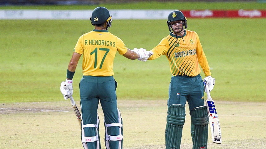 Reeza Hendricks & Quinton de Kock Reeza Hendricks & Quinton de Kock