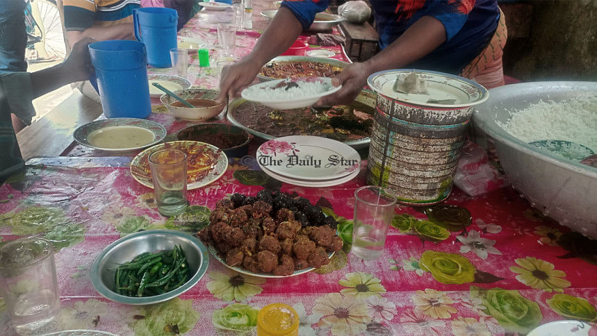streer-food1_ds.jpg streer-food1_ds.jpg