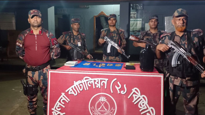 যশোরের শার্শা সীমান্তে ৪৩ স্বর্ণের বার জব্দ যশোরের শার্শা সীমান্তে ৪৩ স্বর্ণের বার জব্দ