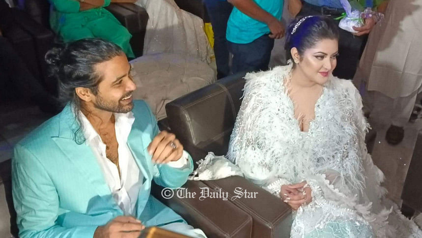 পরীমনি পরীমনি
