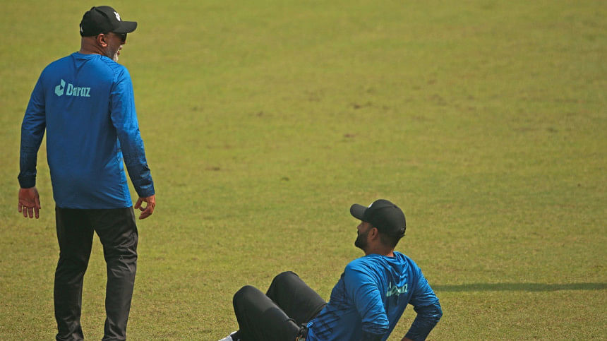 Tamim Iqbal & Chandika Hathurusingha Tamim Iqbal & Chandika Hathurusingha