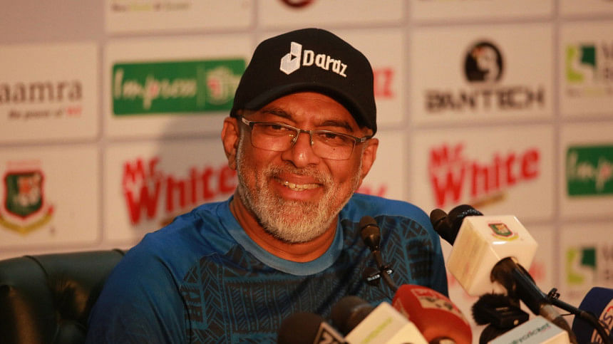 Chandika Hathurusingha Chandika Hathurusingha