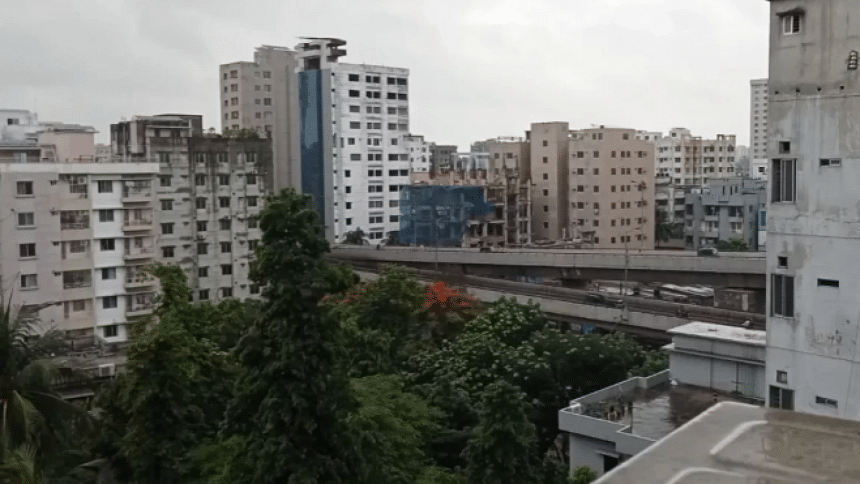 ঈদের ছুটিতে ফাঁকা ঢাকায় আজ বাতাসের মান ‘মধ্যম’ ঈদের ছুটিতে ফাঁকা ঢাকায় আজ বাতাসের মান ‘মধ্যম’