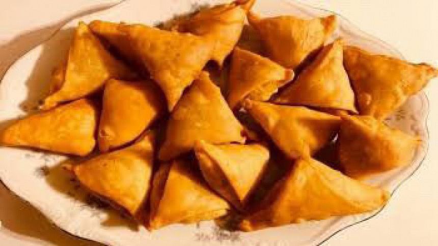 সমুচা : আজ সমুচা খাওয়ার দিন সমুচা