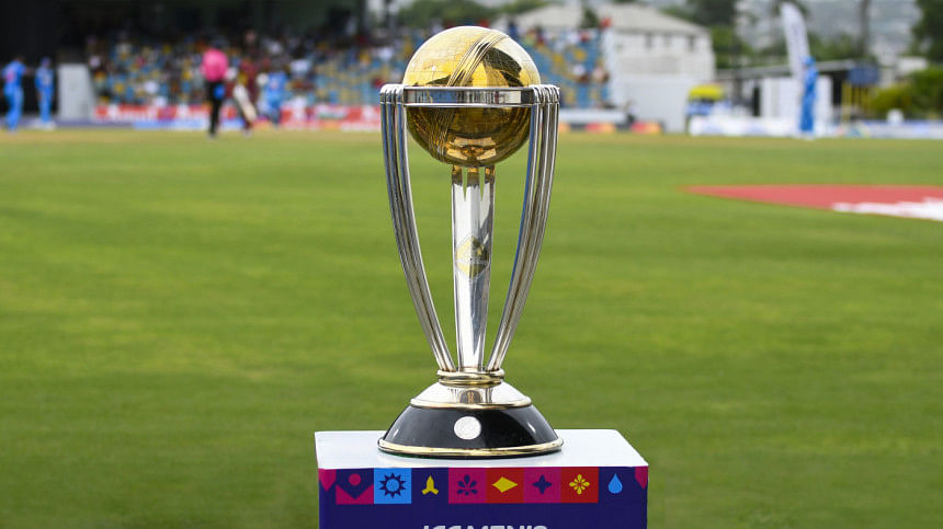 একনজরে ক্রিকেট বিশ্বকাপের ১০ দলের স্কোয়াড