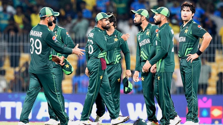 স্লো ওভার রেটের জন্য পাকিস্তানকে জরিমানা স্লো ওভার রেটের জন্য পাকিস্তানকে জরিমানা