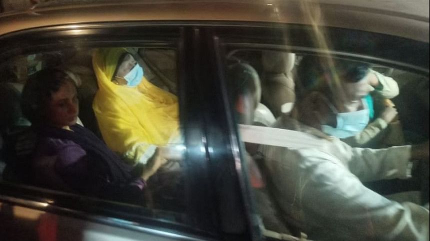 খালেদা জিয়ার হঠাৎ শারীরিক অবস্থার অবনতি, ভর্তি হাসপাতালে খালেদা জিয়া
