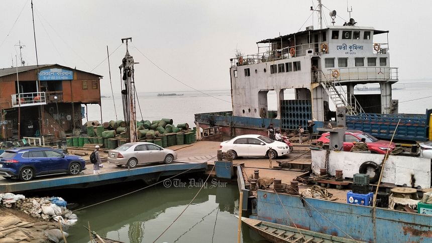 আরিচা-পাটুরিয়ায় যাত্রী ও যানবাহনের চাপ নেই ঈদযাত্রা