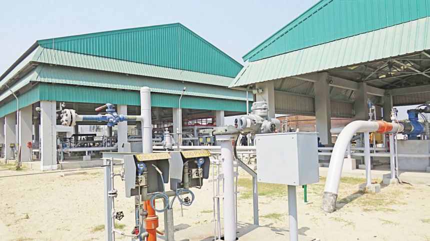 ভারতের সঙ্গে আন্তঃসীমান্ত জ্বালানি তেলের পাইপলাইন সম্প্রসারণ কাজে অগ্রগতি নেই আন্তঃসীমান্ত ডিজেল পাইপলাইন