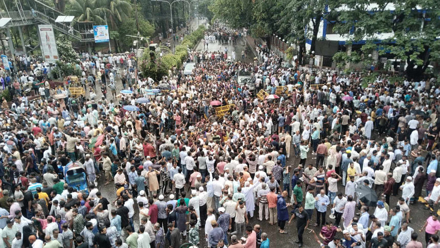 হাইকোর্টের রায়ের পর ইশরাক সমর্থকদের উল্লাস, মিছিল হাইকোর্ট রায় ইশরাক সমর্থক মিছিল