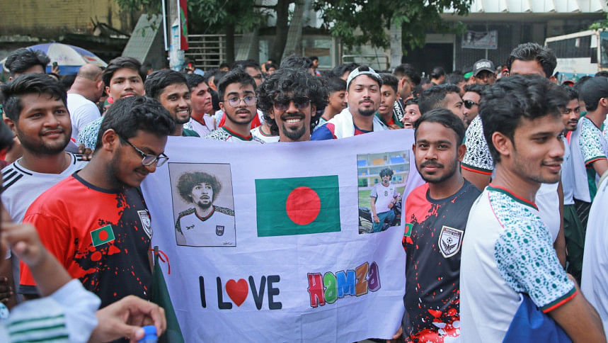 Football fans `Football fans