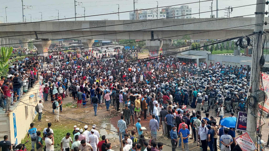 মাইলস্টোনে উপদেষ্টা অবরোধ মাইলস্টোনে উপদেষ্টা অবরোধ