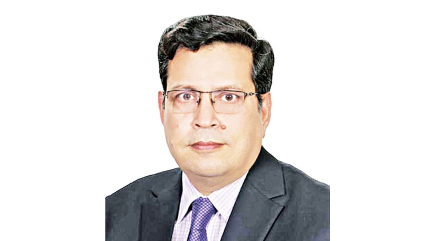 সচিবের বিদেশ সফর নিয়ে সমালোচনা সচিবের বিদেশ সফর নিয়ে সমালোচনা