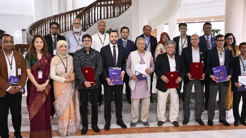 আইএলও কনভেনশনে সই শ্রমজীবীদের অধিকার আদায়ে স্মরণীয় হয়ে থাকবে: প্রধান উপদেষ্টা