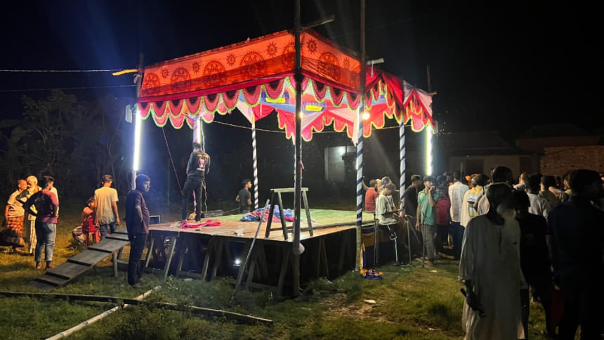 ‘ইসলাম পরিপন্থি’ হওয়ার অভিযোগ, ফরিদপুরে বিচারগানের আসর বন্ধ করল প্রশাসন