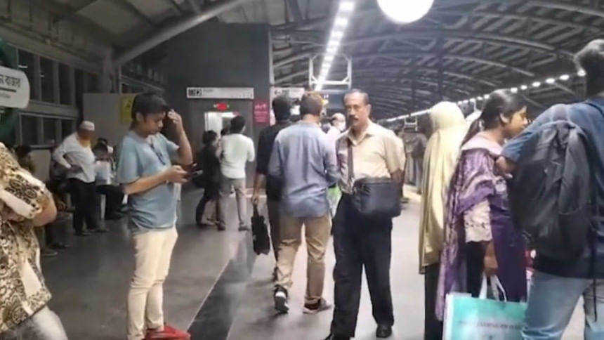 কারিগরি ত্রুটি, শাহবাগ-আগারগাঁও মেট্রো চলাচল বন্ধ