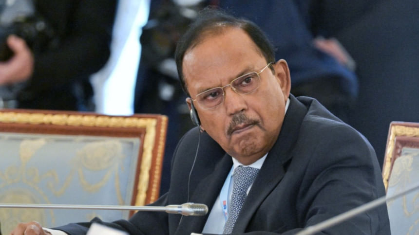 বাংলাদেশ-নেপাল-শ্রীলঙ্কায় সরকার পরিবর্তনের কারণ দুর্বল শাসনব্যবস্থা: অজিত দোভাল