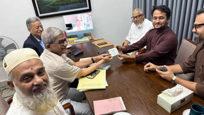 বিএনপিতে যোগ দিলেন মীর স্নিগ্ধ