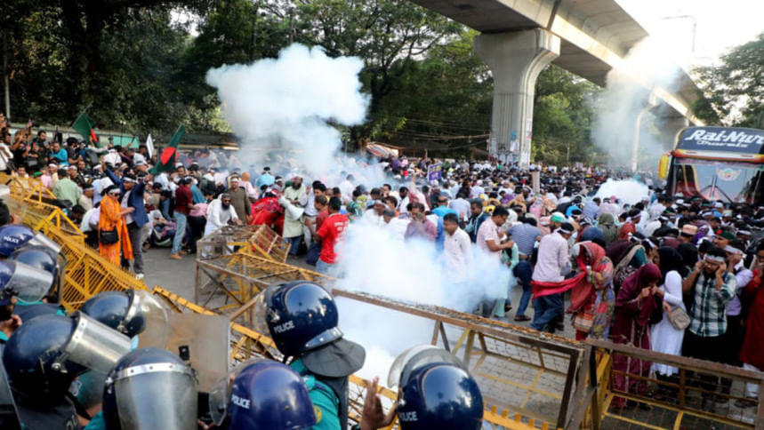 পুলিশি হামলার প্রতিবাদে রোববার থেকে শিক্ষকদের কর্মবিরতি