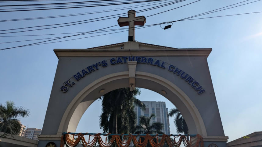 একই রাতে খ্রিস্টানদের ২ স্থাপনায় ককটেল হামলা