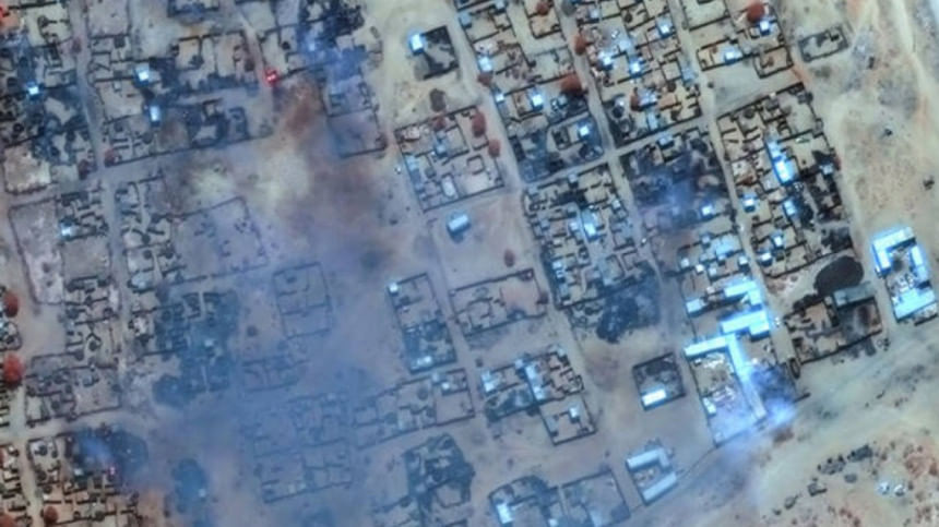 স্যাটেলাইট ছবিতে এল-ফাশেরের ধ্বংসযজ্ঞ। ছবি: এএফপি