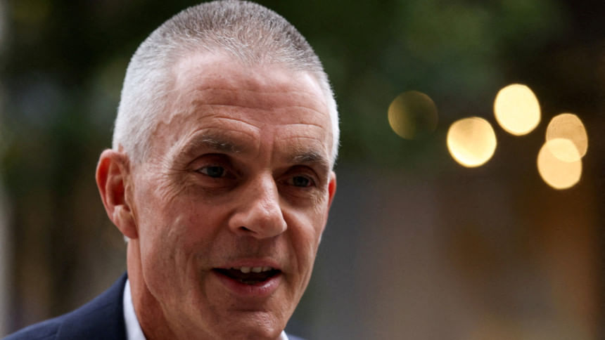 বিবিসির সাবেক মহাপরিচালক টিম ডেভি। ছবি: রয়টার্স