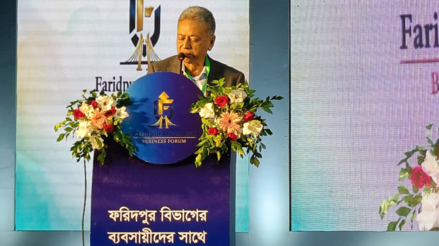 রাজনীতিবিদরা নীতি প্রণয়ন করবেন, কর্মকর্তারা বাস্তবায়ন করবেন: আমির খসরু