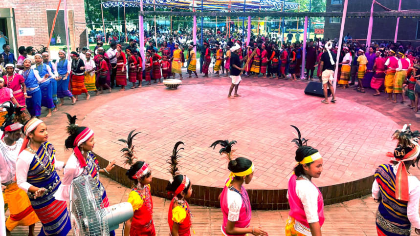 হালুয়াঘাটে গারো নবান্ন উৎসব ‘ওয়ানগালা’