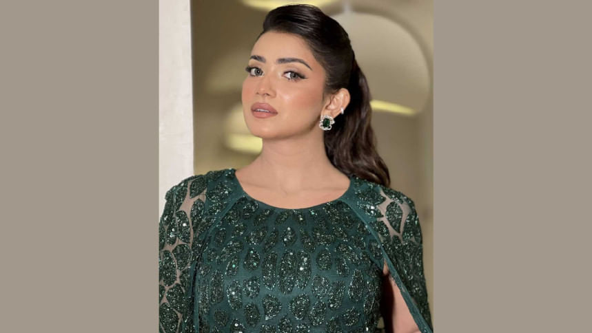 শাকিবের পর তিশার লুক প্রকাশ