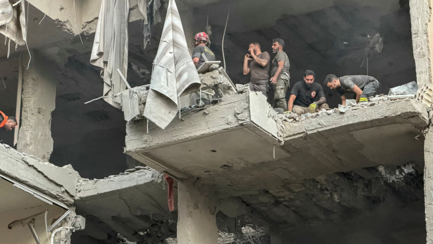 এই ভবনেই ছিলেন নিহত হিজবুল্লাহ চিফ অব স্টাফ। ছবি: এএফপি