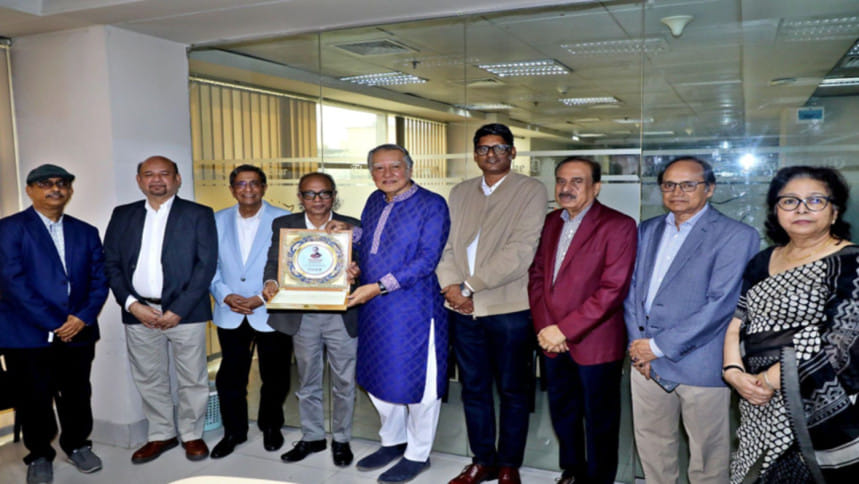 সম্পাদক পরিষদের নবনির্বাচিত কার্যনির্বাহী কমিটির প্রথম সভা