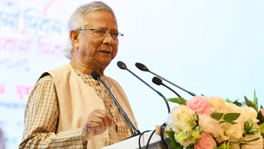 সরকার এখনো দালাল নিয়ন্ত্রিত ব্যবস্থার মূল কাঠামোর ভেতরে ঢুকতে পারেনি: প্রধান উপদেষ্টা